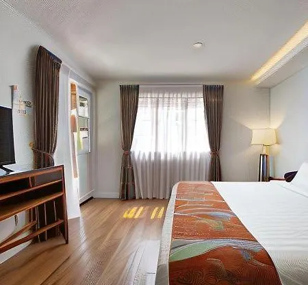Adena Beach Resort Kuantan Exterior photo