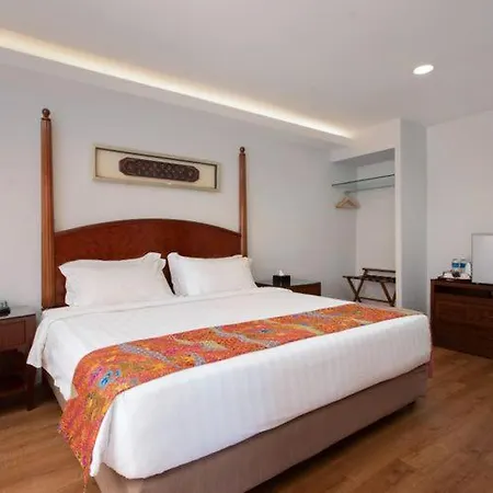 Adena Beach Resort Kuantan Exterior photo