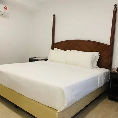 Adena Beach Resort Kuantan Exterior photo