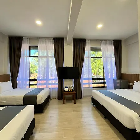 Adena Beach Resort Kuantan Exterior photo