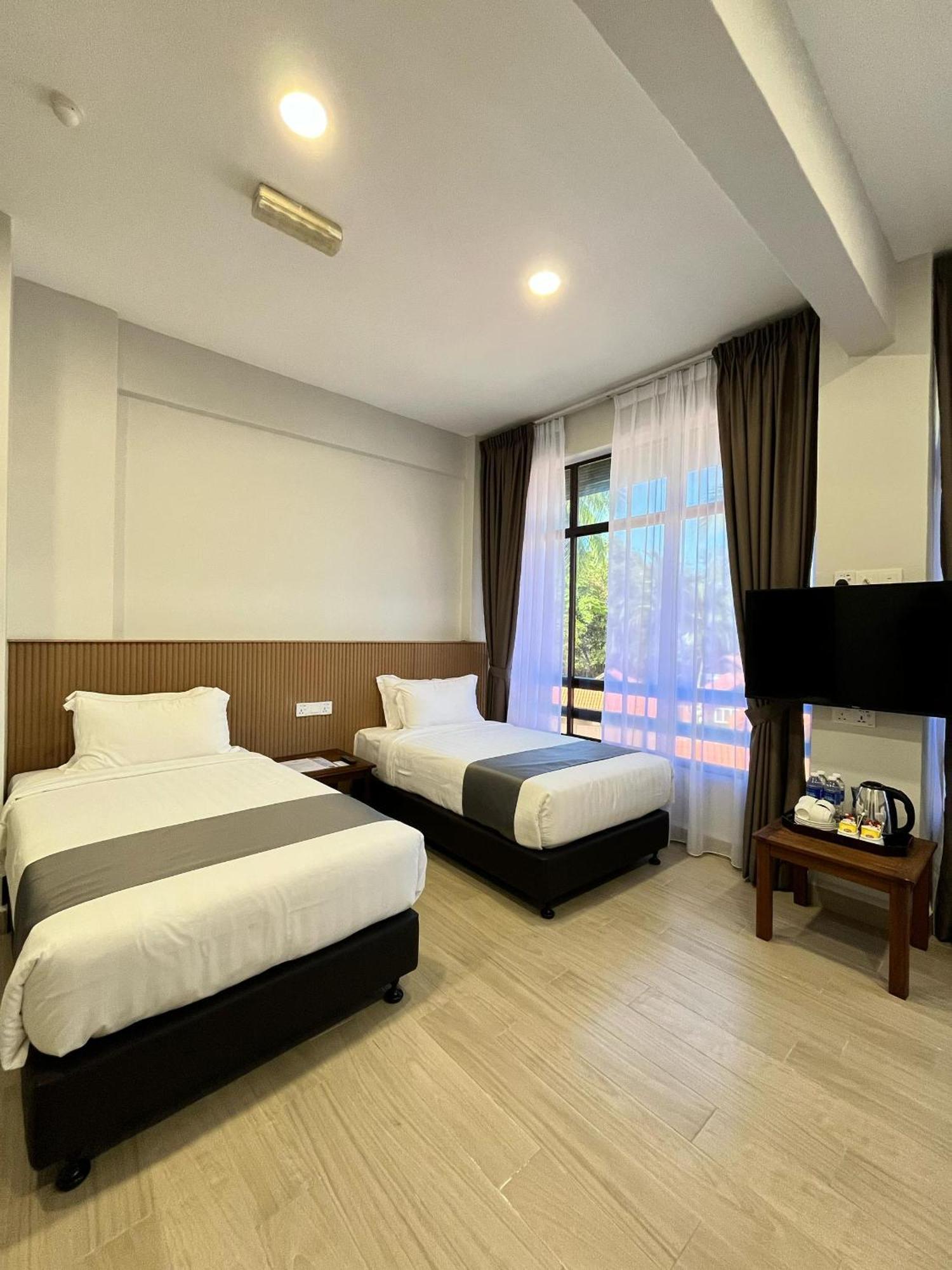 Adena Hotel Kuantan