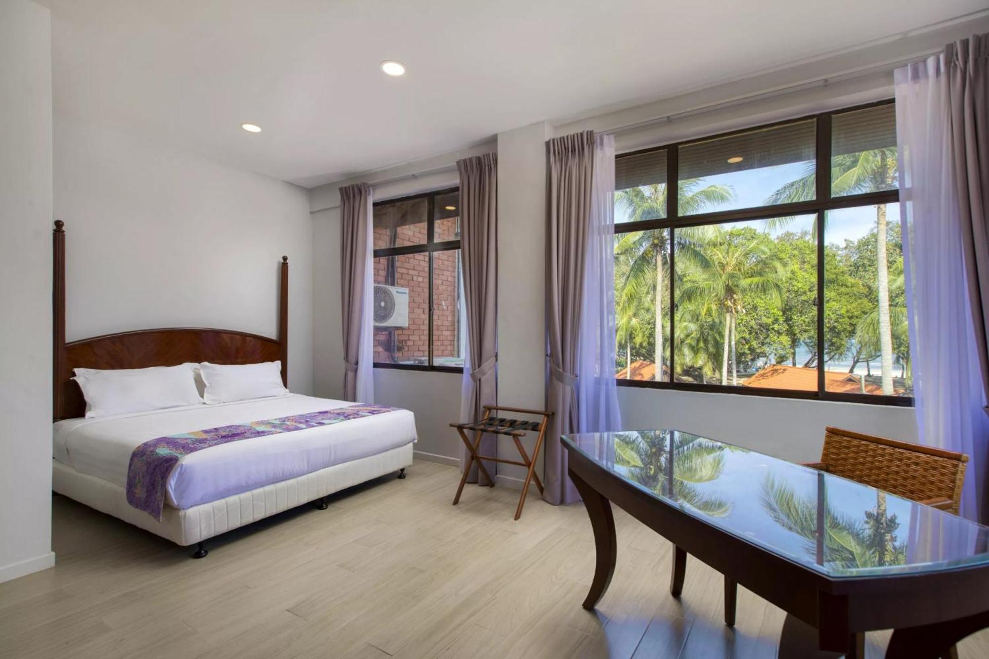 Hotel Adena 3*